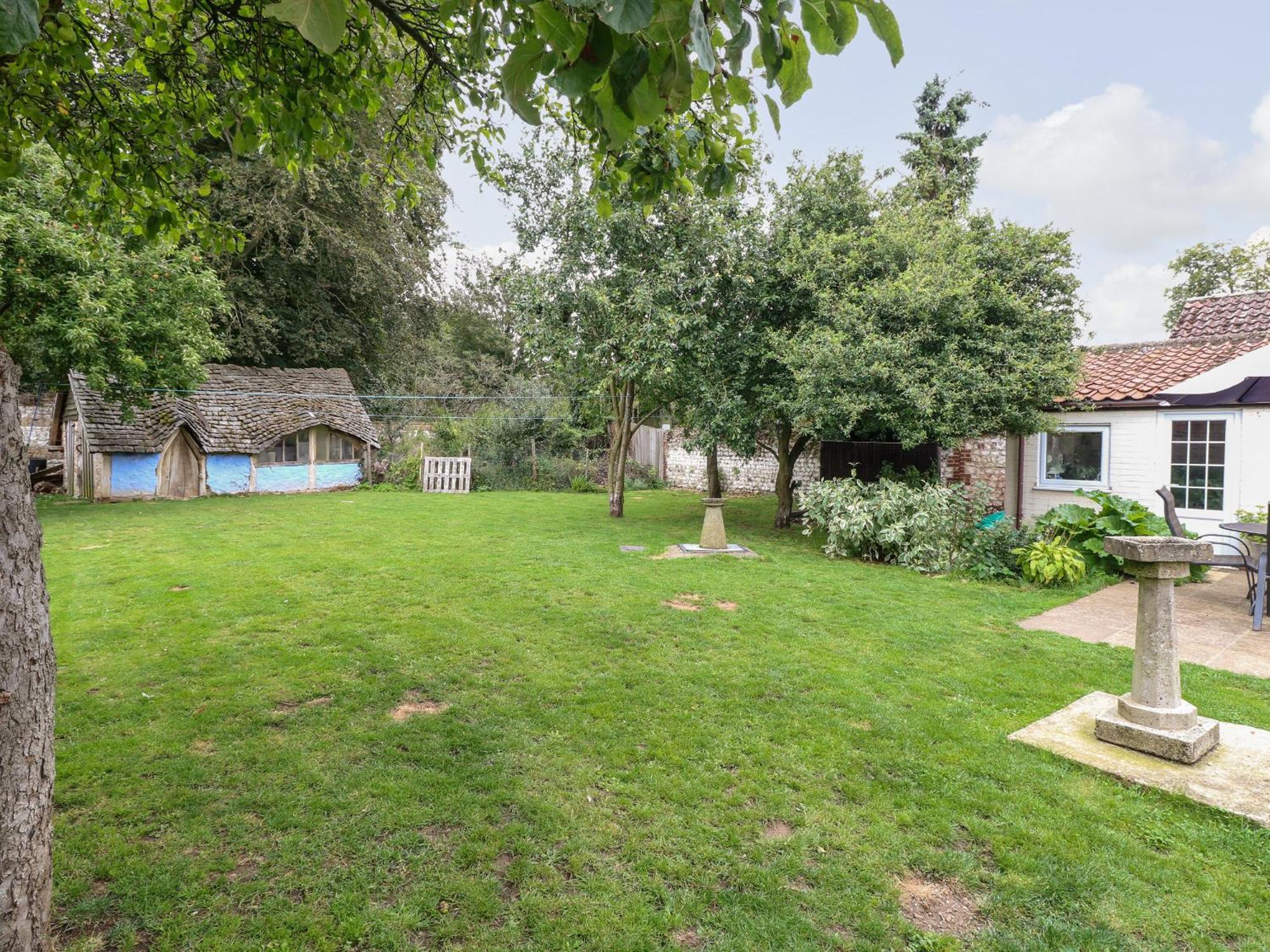 Garden House Villa Thetford Ngoại thất bức ảnh